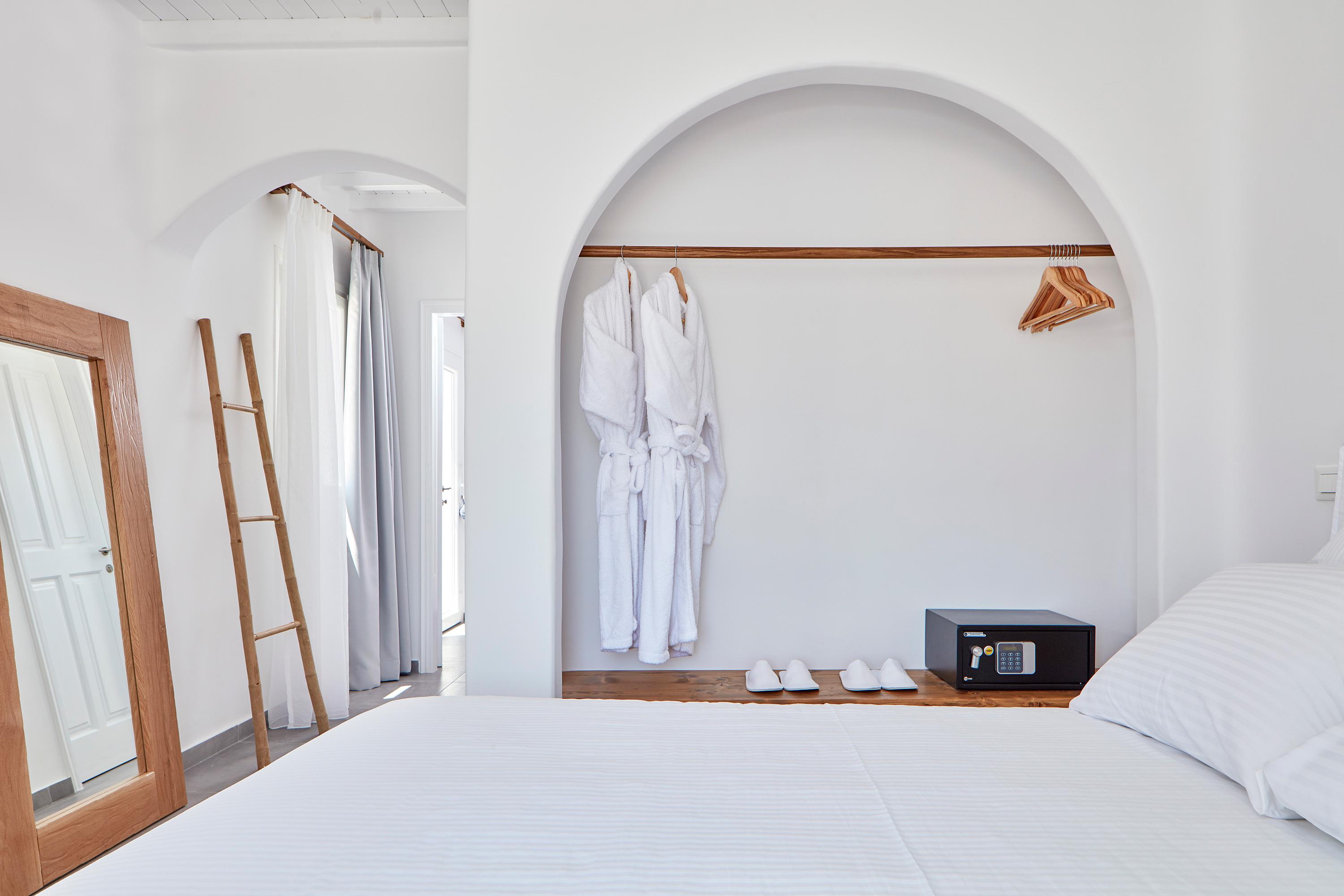 Mykonos Waves Beach House & Suites Ornos  Exterior photo